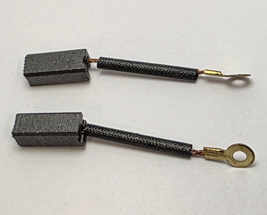 Náhradní uhlíky 6,3 x 7,3 x 17,5 mm