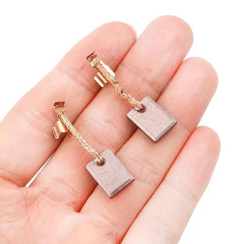 024 uhlíkové kartáče 2,9 x 9,9 mm